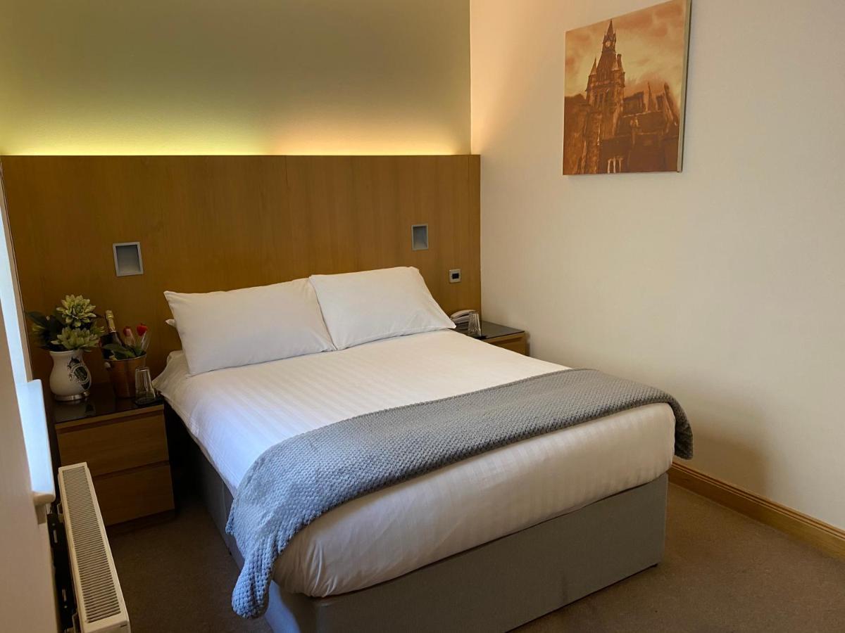 Rooms At 1703 Гленротс Екстериор снимка