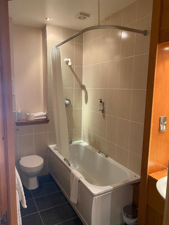Rooms At 1703 Гленротс Екстериор снимка