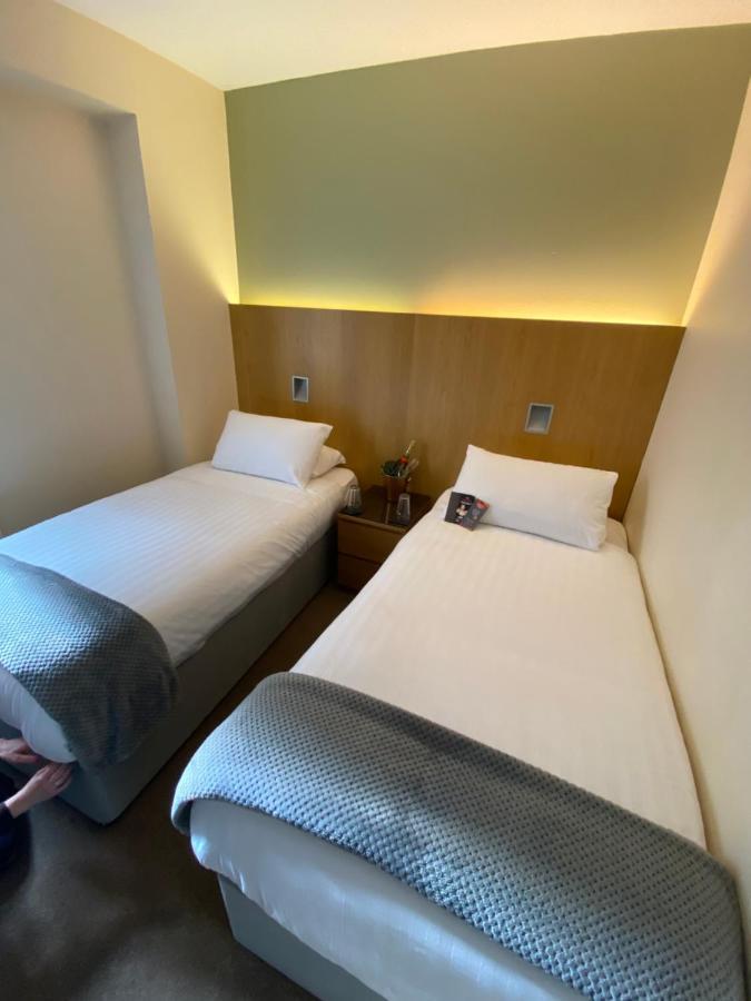 Rooms At 1703 Гленротс Екстериор снимка